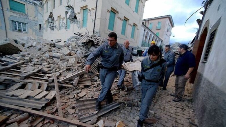 Sismo de 6.2 grados destruye ciudad italiana de Amatrice