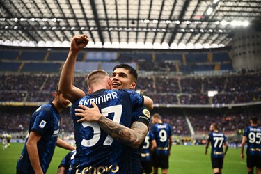Dos goles de Joaquín Correa ante Udinese consolidan al Inter en el podio de la Serie A