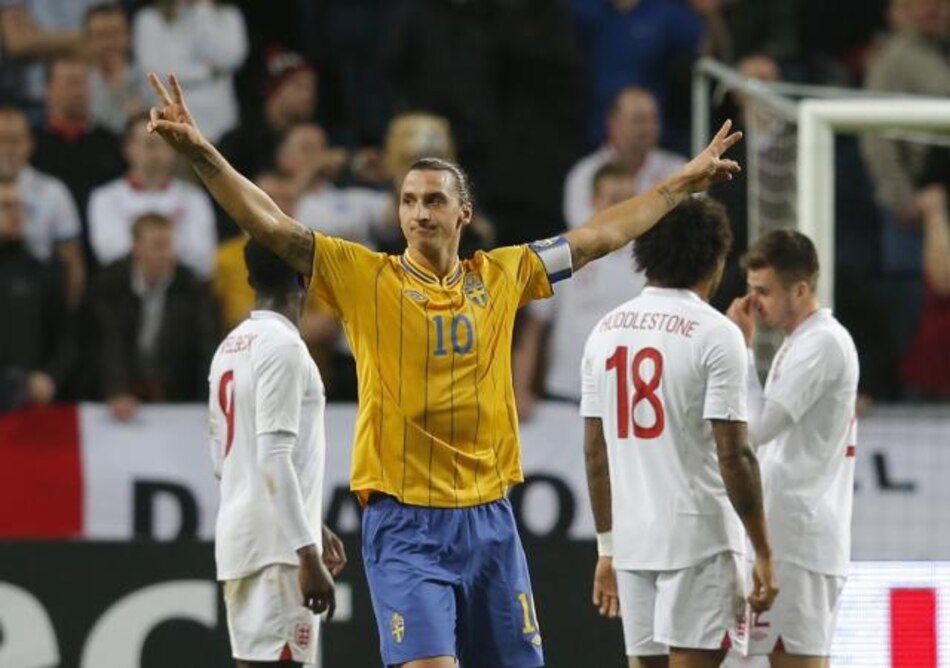 Ibrahimovic brilla en triunfo sobre Inglaterra
