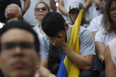 Miles de colombianos salieron a las calles de Bogotá contra la violencia política