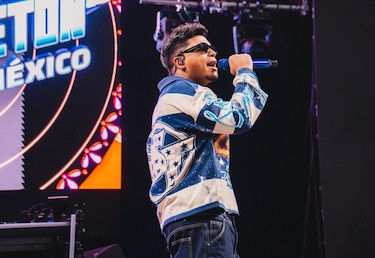 Panameño Eddy Lover logra nominación al Latin Grammy por su colaboración con Karol G