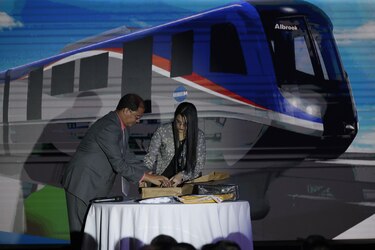 Contrataciones Públicas anula parcialmente informe de la comisión evaluadora de línea 3