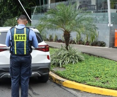 Continúa el operativo ‘Mal Parqueados’ en diferentes sectores de la ciudad capital; van 170 conductores sancionados