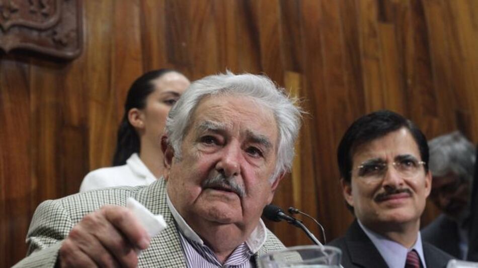 José Mujica donó 400 mil dólares de su salario a un plan de vivienda social