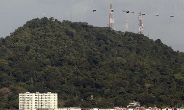 Residentes del cerro Ancón rechazan plan turístico