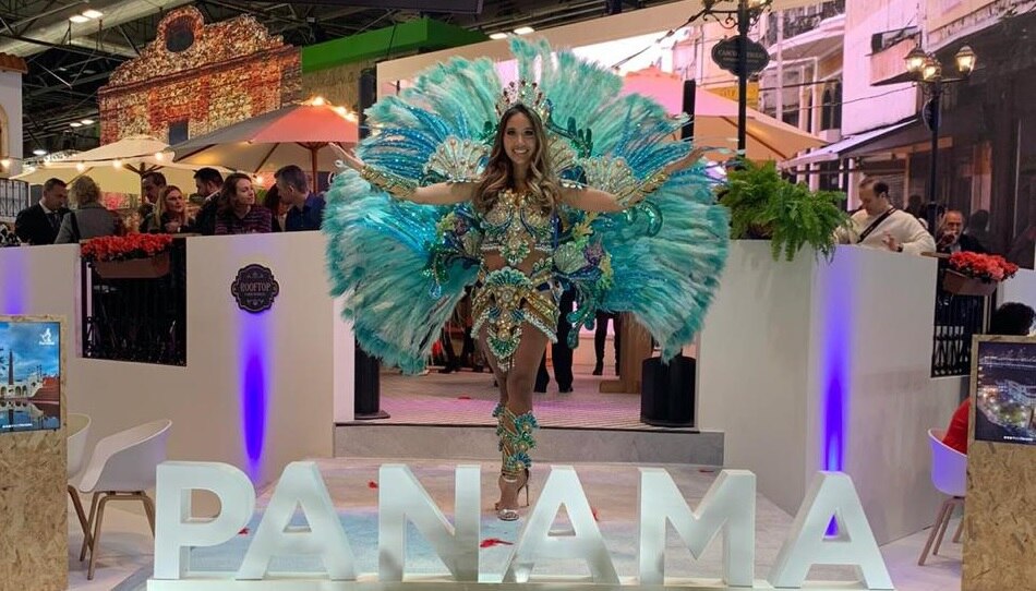 Carnaval, folclore y el sombrero pintao panameño en la feria de turismo de Madrid