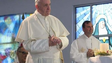 Papa Francisco sorprende a peregrinos cubanos