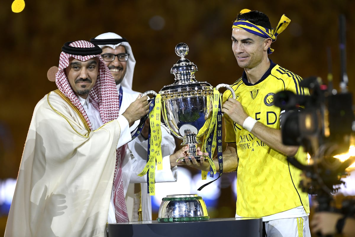 Cristiano firma un doblete y levanta su primera liga en Arabia, la décima del Al Nassr