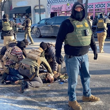 Quién era Alex Pretti, el enfermero al que agentes de inmigración mataron a tiros en Minesota