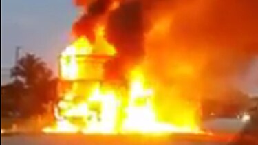 'Acto terrorista' de ELN deja dos camioneros muertos en Colombia