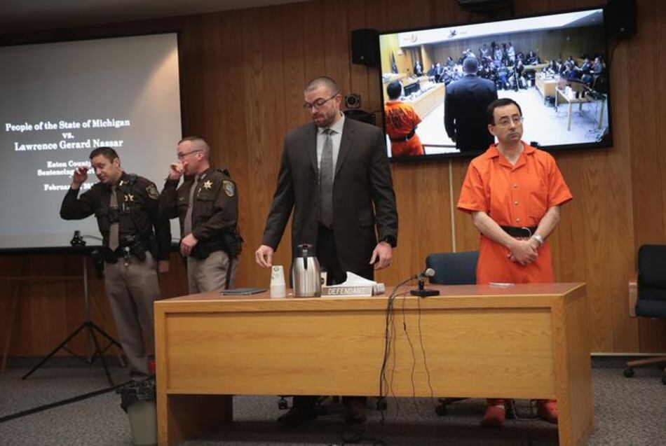 Larry Nassar condenado a hasta 125 años de prisión adicionales por abuso sexual