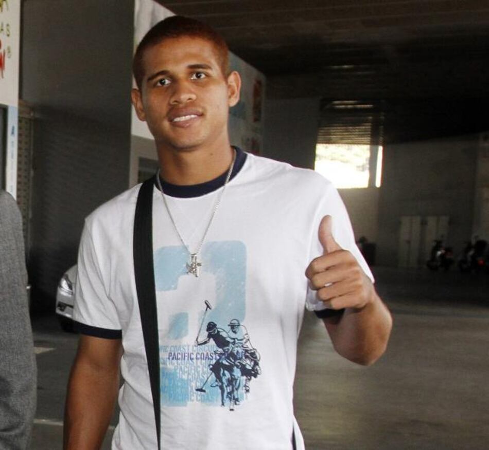 Operación del futbolista panameño Roberto Chen está programada para el jueves