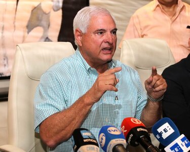 Niegan amparo a Martinelli