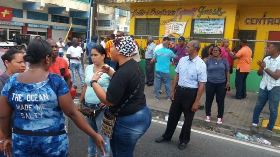Siguen las protestas en la entrada de Colón; esperan el diálogo con Varela