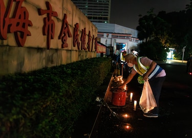 Un vehículo atropella a varias personas frente a una escuela primaria en China