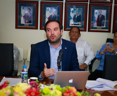 La Comisión de Credenciales archivó dos denuncias contra Cortizo y dos contra magistrados de la Corte