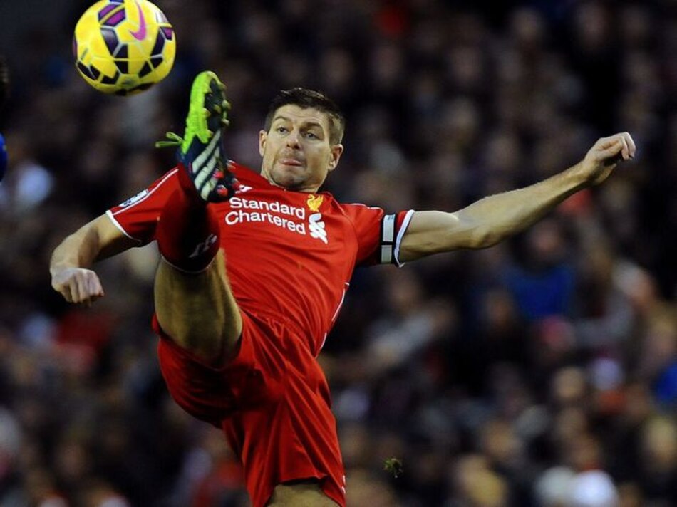 El Liverpool confirma la salida del jugador Steven Gerrard