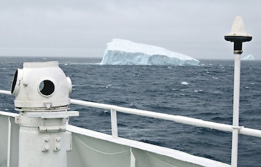 Estudian el desprendimiento de bloques de hielo en la Antártida