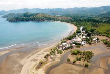 Martinelli amenaza a vecinos de Pixvae