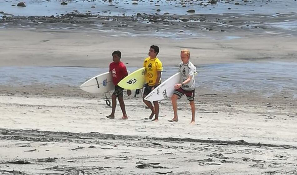 El surf premia a sus campeones de la temporada