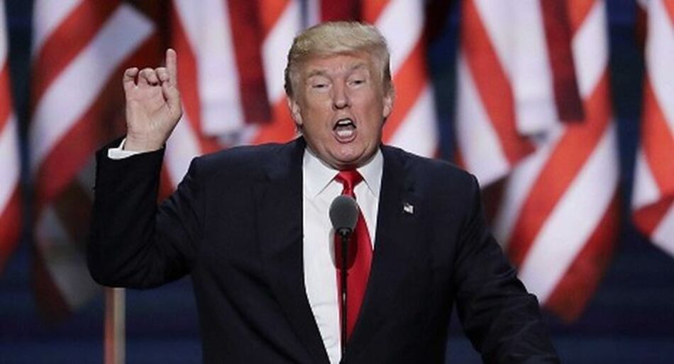 Aclamado por los republicanos, Trump promete a Estados Unidos orden y seguridad