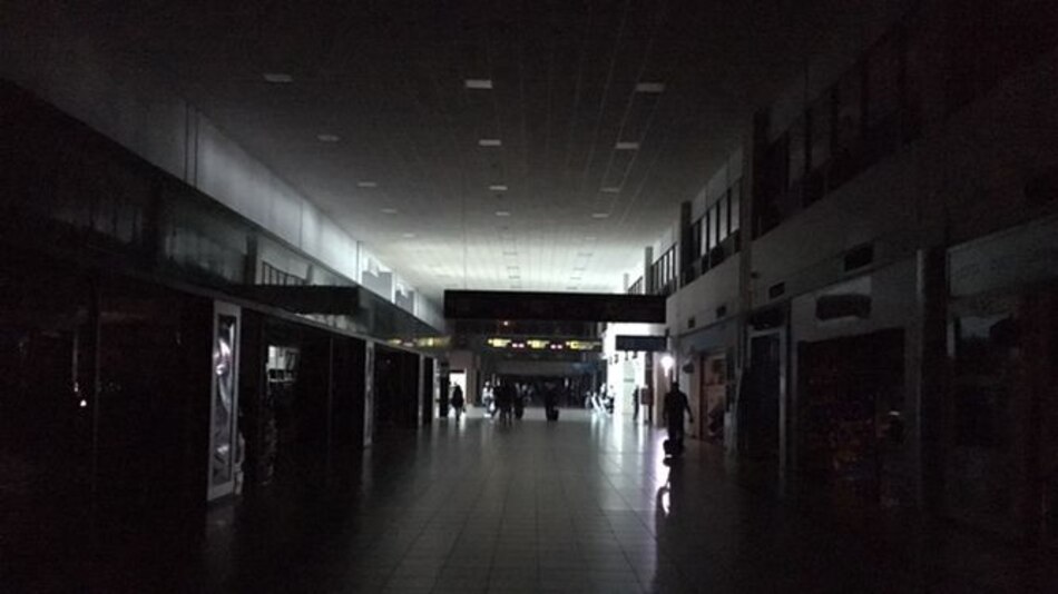 Aeropuerto internacional de Tocumen, sin fluido eléctrico