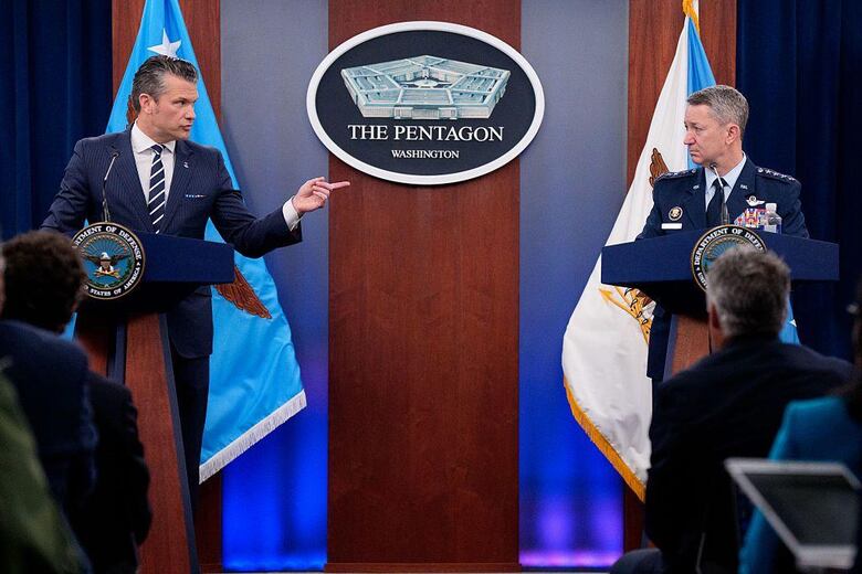 Las imágenes satelitales que muestran el impacto del ataque de Estados Unidos en la instalación nuclear iraní de Fordo