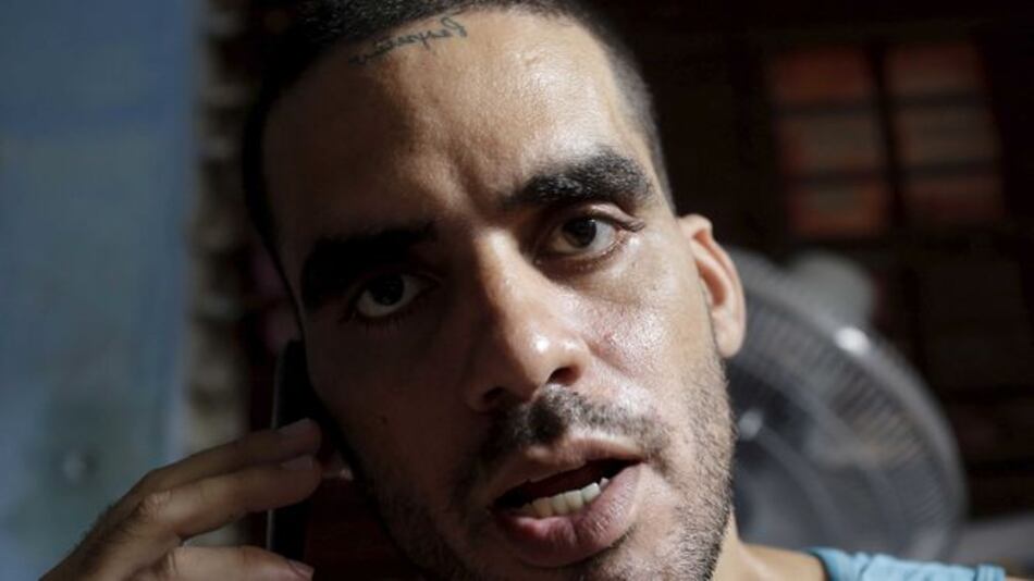 Cuba detiene a grafitero disidente por celebrar la muerte de Fidel Castro