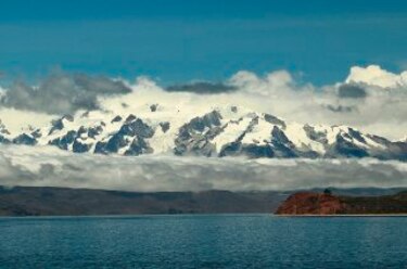 Restos antiguos bajo el Titicaca