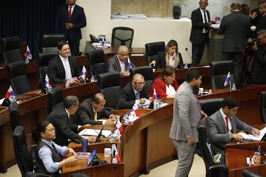 Reforma a la CSS: Aprueban medidas para despedir a funcionarios negligentes y ‘botellas’