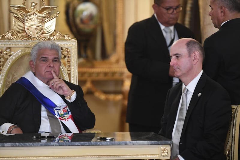 La planilla sin freno: 28.2 millones de dólares más al mes y 4 mil 768 nuevos funcionarios bajo Mulino 
