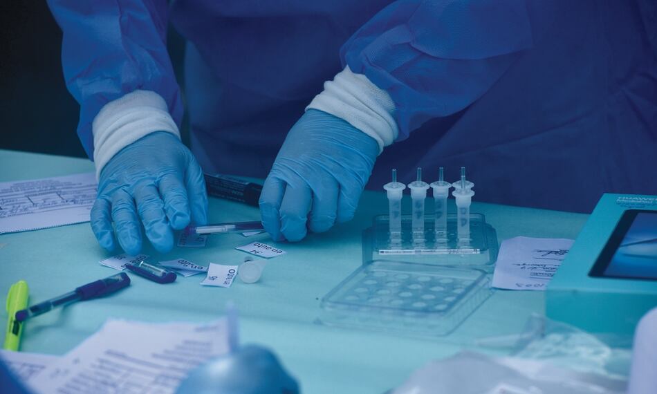 Pandemia, en aceleración; 32 mil casos en 10 días de enero