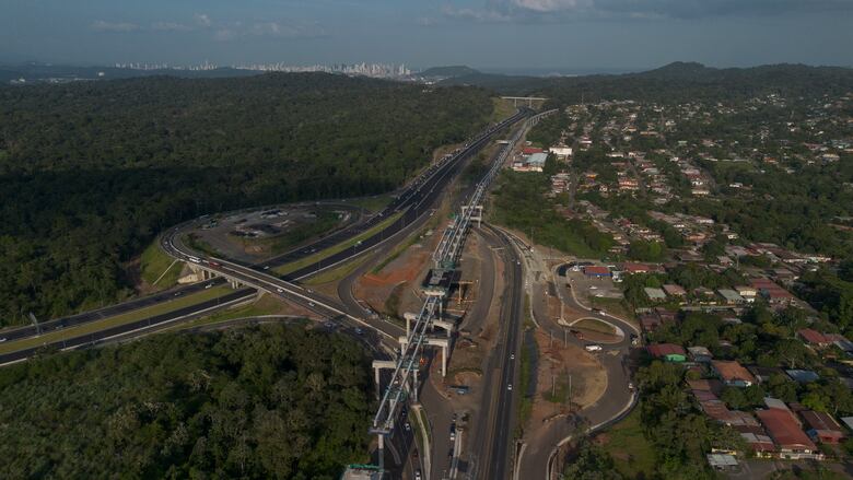 Conductores ponen a prueba nuevos carriles de la vía Panamericana hacia Arraiján