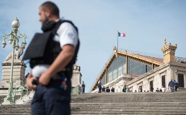 Francia: Estado Islámico se atribuye ataque en estación de trenes