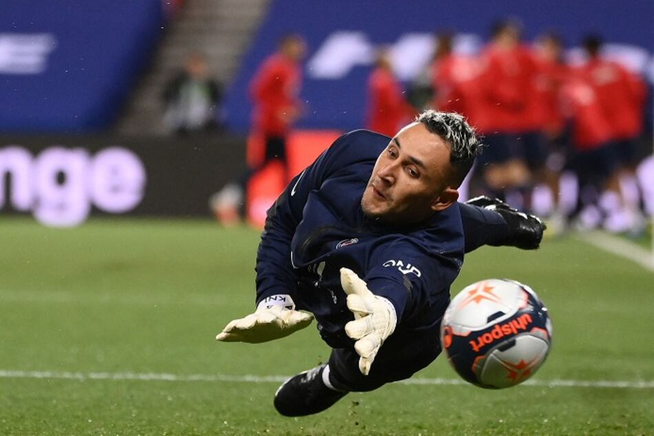 Exdirigente dice que Keylor Navas planteó perder juegos para lograr despido de Jorge Luis Pinto