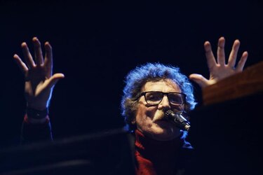 Charly García logra alta médica tras ser ingresado en una clínica