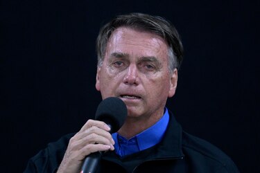 Jair Bolsonaro cuestiona el sistema electoral brasileño en una reunión con embajadores
