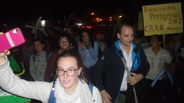 Cantando y bailando llegan los primeros peregrinos a Macaracas