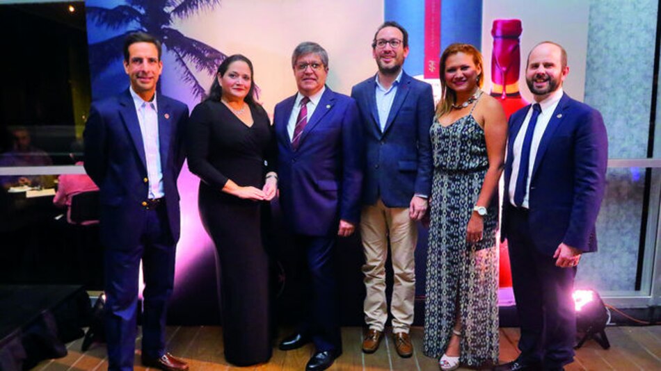 Bacardí presentael ron Santa Teresa 1796