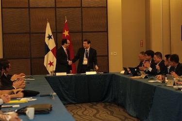 China negocia TLC con Panamá pensando en expandirse en América Latina