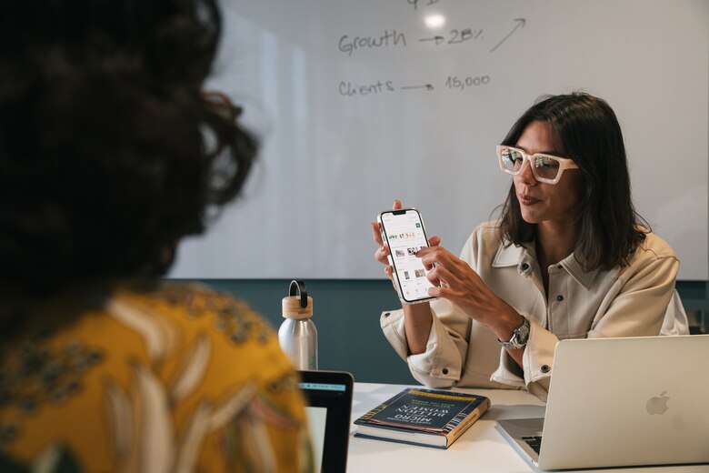 Cuando las mujeres prosperan, la humanidad prospera: Cartier