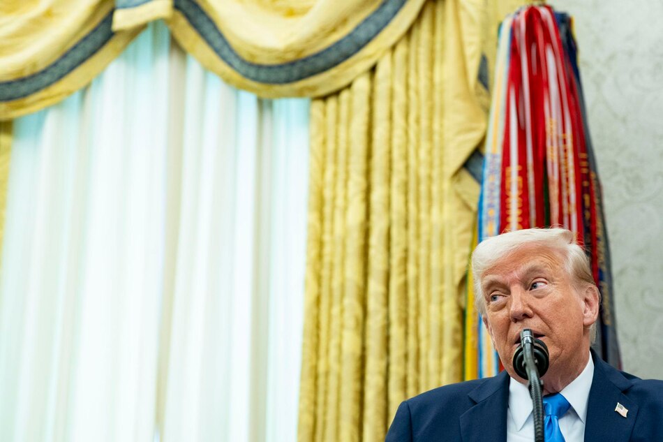 Trump define a las mujeres como ‘alguien que puede tener un bebé'