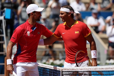 Djokovic derrota a Nadal y sigue en carrera por su ‘Golden Slam’