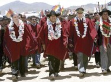 ‘Ponchos Rojos’: los guerreros aimaras