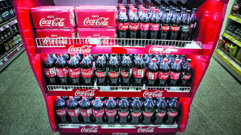 Coca Cola le gana a Pepsi