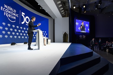 ‘Solos no podemos’, dice Juan Guaidó en Davos