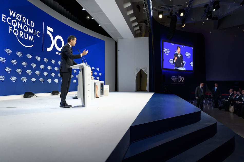 ‘Solos no podemos’, dice Juan Guaidó en Davos