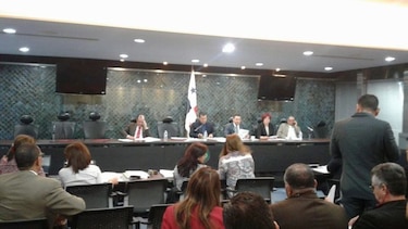 Comisión de Gobierno se declara en sesión permanente