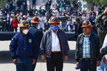 Evo Morales regresa a Bolivia casi un año después de su exilio en Argentina