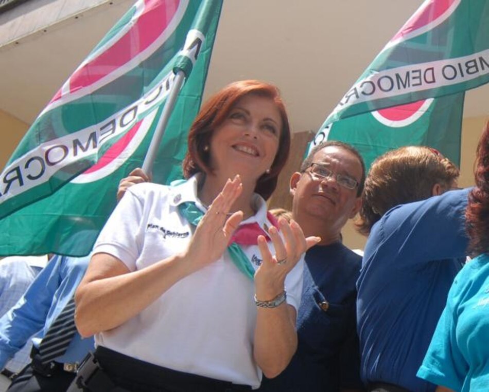 La honestidad de Rómulo nos anima a apoyarlo: Roxana Méndez